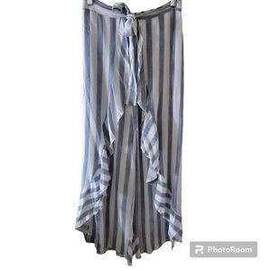 Simplee Viscose Wrap Style Wide Leg Pants. Size M. NWT.